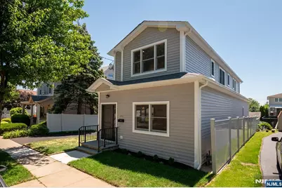 496 Central Avenue, Carlstadt, NJ 07072 - Photo 2