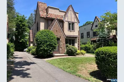 162 Washington Place, Ridgewood, NJ 07450 - Photo 4