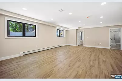 33 Lincoln Avenue, River Edge, NJ 07661 - Photo 36