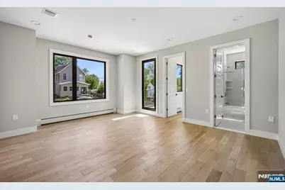 33 Lincoln Avenue, River Edge, NJ 07661 - Photo 16