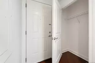 5512 City Pl 5512, Edgewater, NJ 07020 - Photo 2