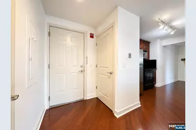5512 City Place 5512 #5512, Edgewater, NJ 07020 - Photo 1