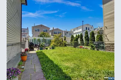 24 54th Street, Bayonne, NJ 07002 - Photo 8
