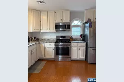105 Roseland Avenue 304 #304, Caldwell, NJ 07006 - Photo 6