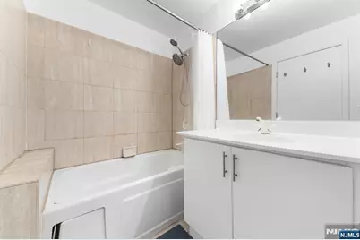 600 Harbor Boulevard 928 #928, Weehawken, NJ 07086 - Photo 8