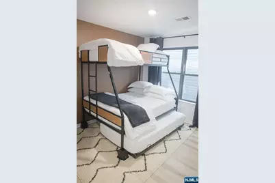 67 S 13th Street, Newark, NJ 07107 - Photo 8