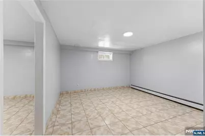 72 Clarendon Place, Hackensack, NJ 07601 - Photo 26