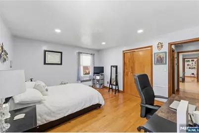72 Clarendon Place, Hackensack, NJ 07601 - Photo 12