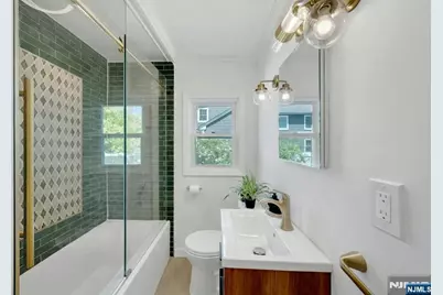 389 Bergen Boulevard, Oradell, NJ 07649 - Photo 18