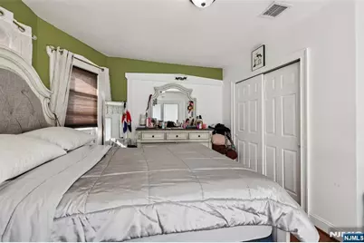 663 Paulison Avenue, Clifton, NJ 07011 - Photo 18
