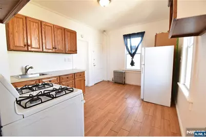 94 Grant Street 2 #2, Passaic, NJ 07055 - Photo 6