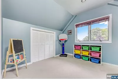 95 Spruce Street, Midland Park, NJ 07432 - Photo 16
