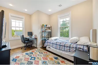 61 Roosevelt Street, Cresskill, NJ 07626 - Photo 20
