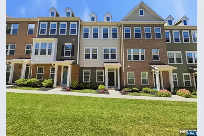 85 Truman Drive, Wood Ridge, NJ 07075 - Photo 2