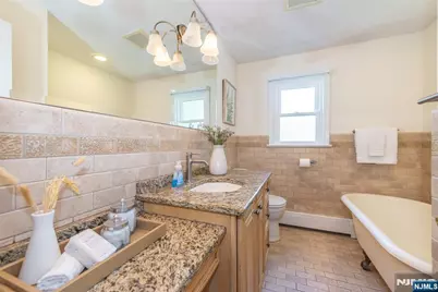 199 Linwood Avenue, Emerson, NJ 07630 - Photo 22