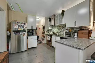 14 Wheeler Street, Montclair, NJ 07042 - Photo 8