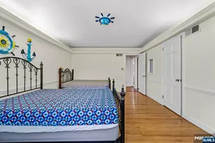 328 Ridgewood Ave, Ridgewood, NJ 07450 - Photo 24