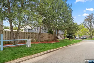 84 Westwood, Westwood, NJ 07675 - Photo 4