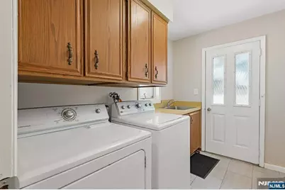 16 Cutter Avenue, Edison, NJ 08820 - Photo 14