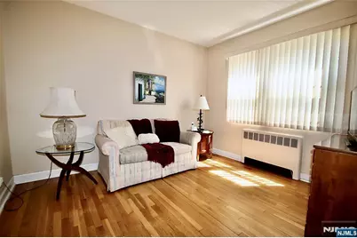 17-19 Greenwood Drive, Fair Lawn, NJ 07410 - Photo 10