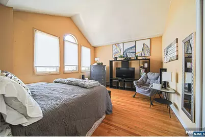 408 7th Street B #B, Palisades Park, NJ 07650 - Photo 16