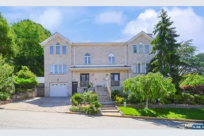 408 7th Street B #B, Palisades Park, NJ 07650 - Photo 2