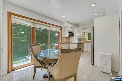 10 Shaw Road, Woodcliff Lake, NJ 07677 - Photo 12