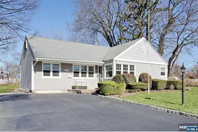 15-03 Everett Terrace, Fair Lawn, NJ 07410 - Photo 2