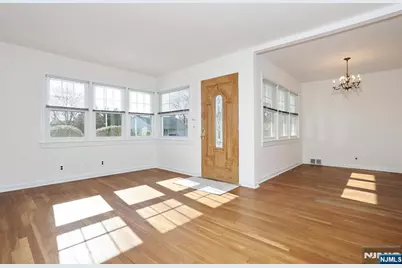15-03 Everett Terrace, Fair Lawn, NJ 07410 - Photo 6