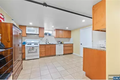 120 S Prospect Avenue, Hackensack, NJ 07601 - Photo 22