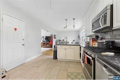 9 Memphis Avenue, Nutley, NJ 07110 - Photo 6