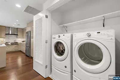 150 Henley Place 213 #213, Weehawken, NJ 07086 - Photo 24