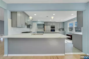 162 Grove Ave, Verona, NJ 07044 - Photo 8