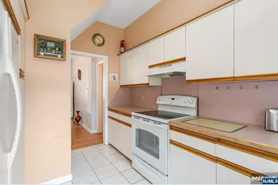 39 Chamberlain Avenue, Elmwood Park, NJ 07407 - Photo 26