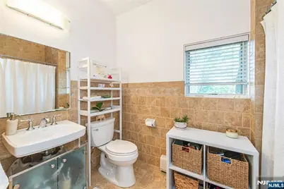 276 Chestnut Street 1G #1G, Nutley, NJ 07110 - Photo 18