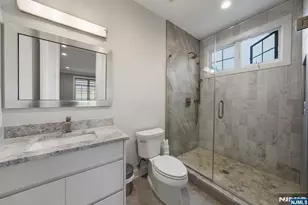146 Stuart St, Paramus, NJ 07652 - Photo 32