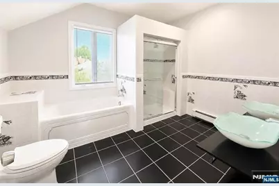 24 Sunderland Avenue, Rutherford, NJ 07070 - Photo 28