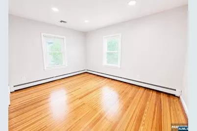 24 Sunderland Avenue, Rutherford, NJ 07070 - Photo 22