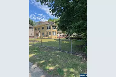 600 Park Avenue, East Orange, NJ 07017 - Photo 8