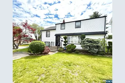 44 Leonhardt Court, Saddle Brook Township, NJ 07663 - Photo 10