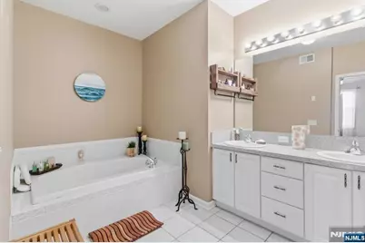 22 Barrister Street 161 #161, Clifton, NJ 07013 - Photo 14