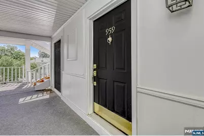 959 Juniper Way, Mahwah, NJ 07430 - Photo 2