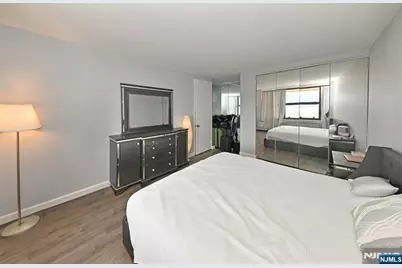 7002 Boulevard East 5E #5E, Guttenberg, NJ 07093 - Photo 8