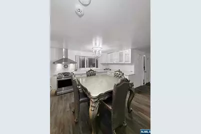 287 E 27th Street 2 #2, Paterson, NJ 07514 - Photo 2