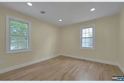 319 2nd Place, Bogota, NJ 07603 - Photo 16