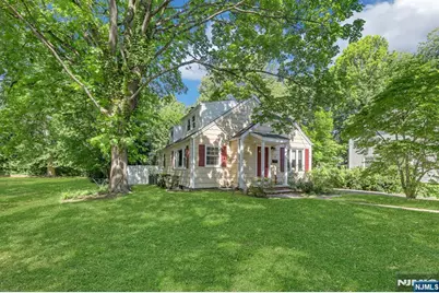 19 Harsen Road, Tenafly, NJ 07670 - Photo 2