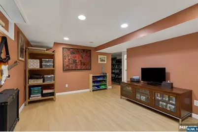 19 Harsen Road, Tenafly, NJ 07670 - Photo 16