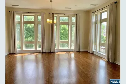 3325 Riverview Avenue 325 #325, Englewood, NJ 07631 - Photo 4