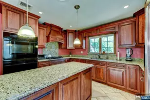 11 Yellow Brick Rd, Wayne, NJ 07470 - Photo 14