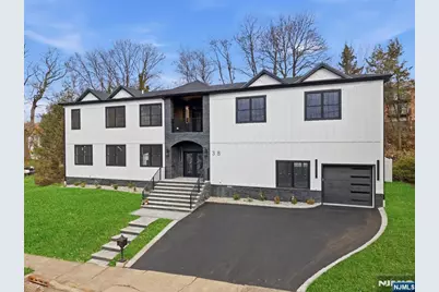 38 Pershing Place, Woodland Park, NJ 07424 - Photo 2